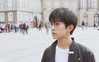 吃瓜娱乐王一博肖战微博,吃瓜群众纷纷围观！”